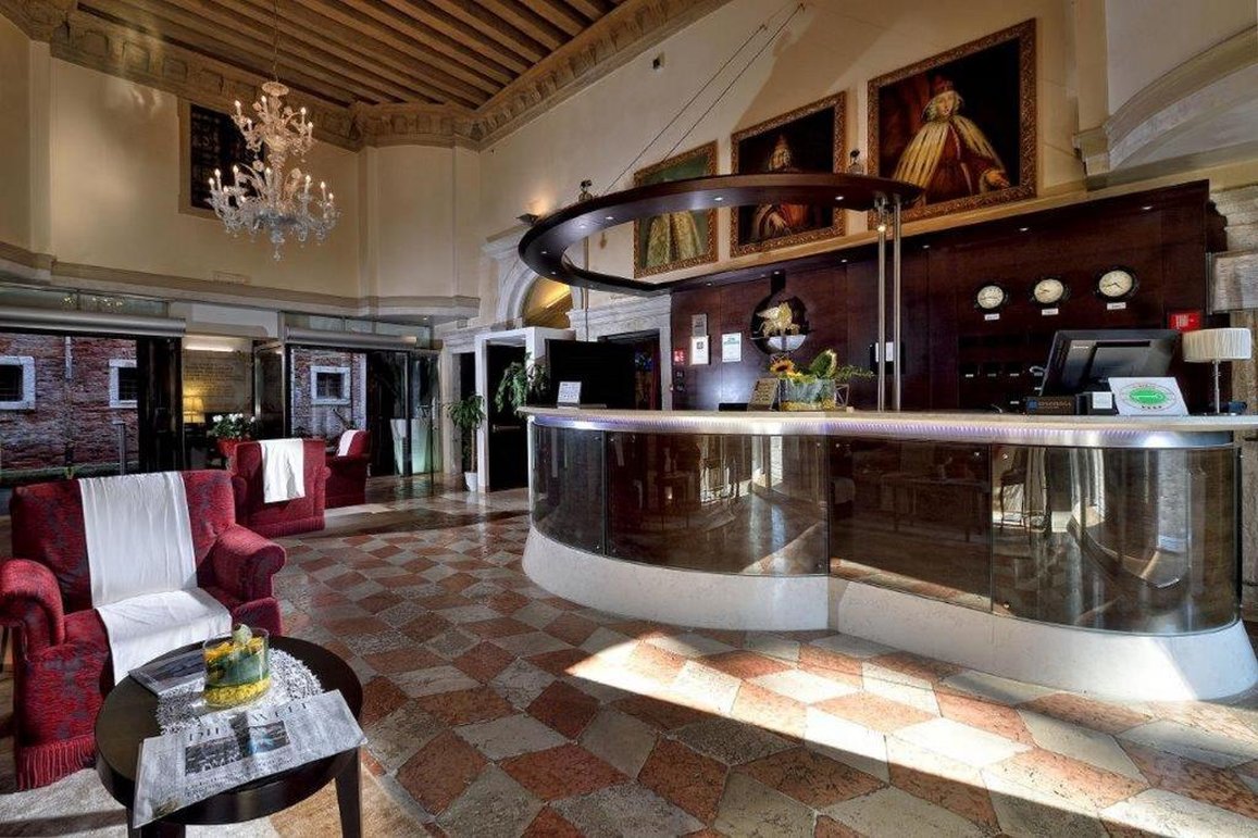 Ruzzini Palace Hotel 7/58