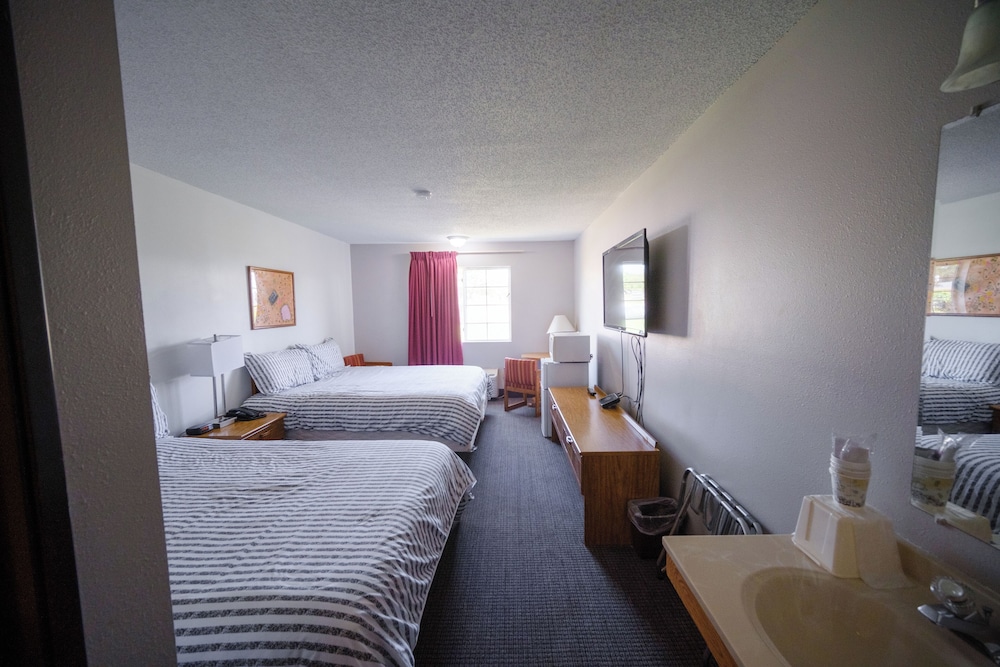Westwood Inn & Suites Kimball I 90 10/50