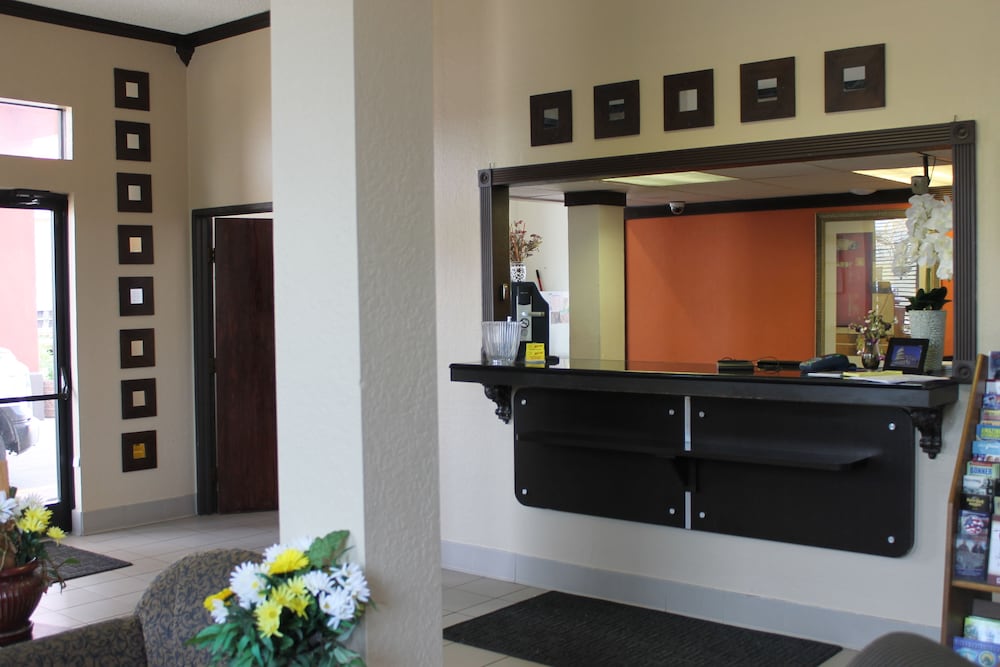 Quality Inn Ponca City 4/50