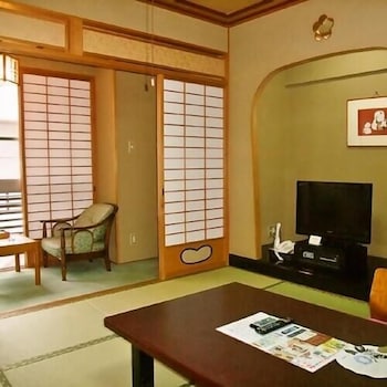 YUNOGO GRAND HOTEL 7/43