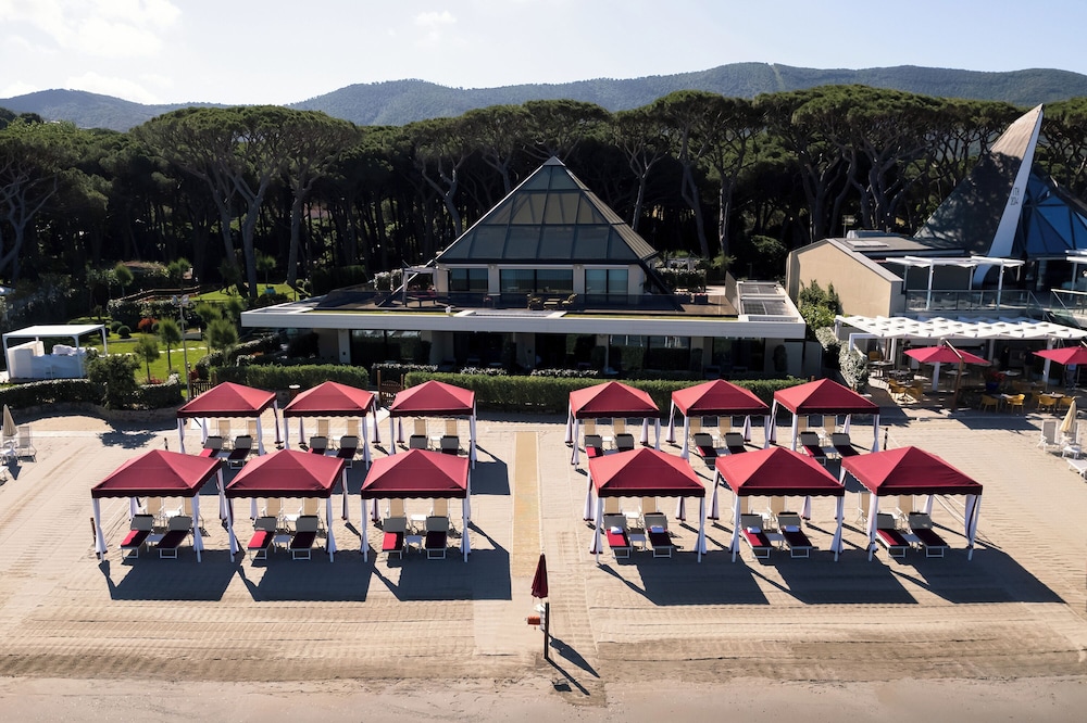 Cala Beach Resort 48/65
