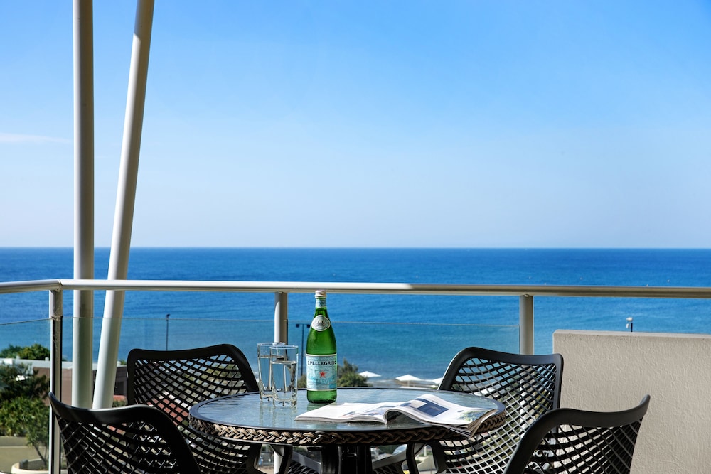 ULTIQA Shearwater Resort 62/73