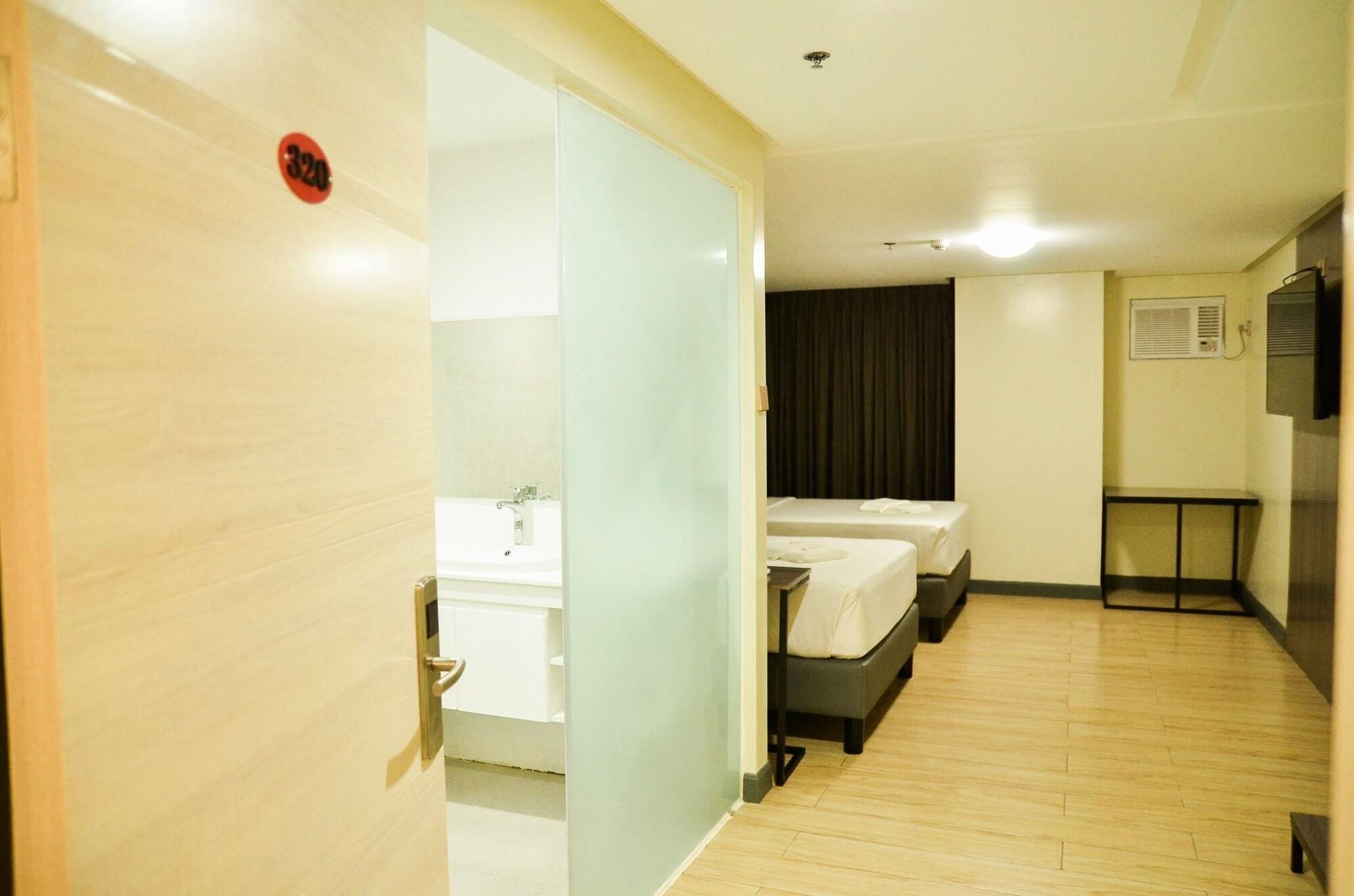 Travelite Hotel Legarda 15/27