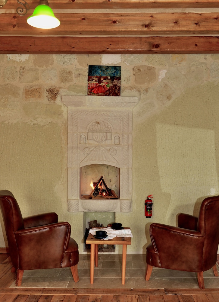 Seki Cave Cavusin 32/49