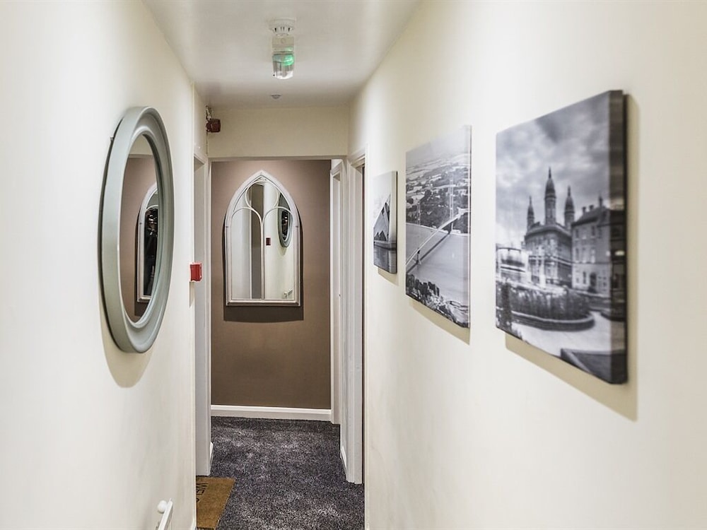 Burlington Hotel Hull City Centre 12/22
