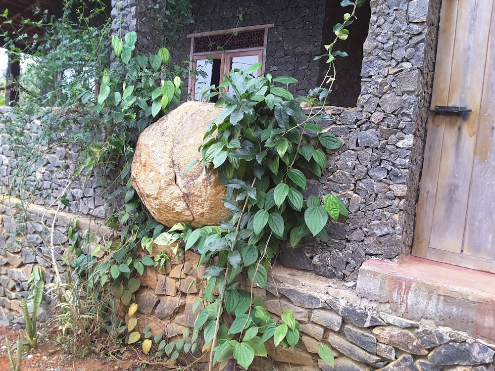 Kurulu Estate 43/50