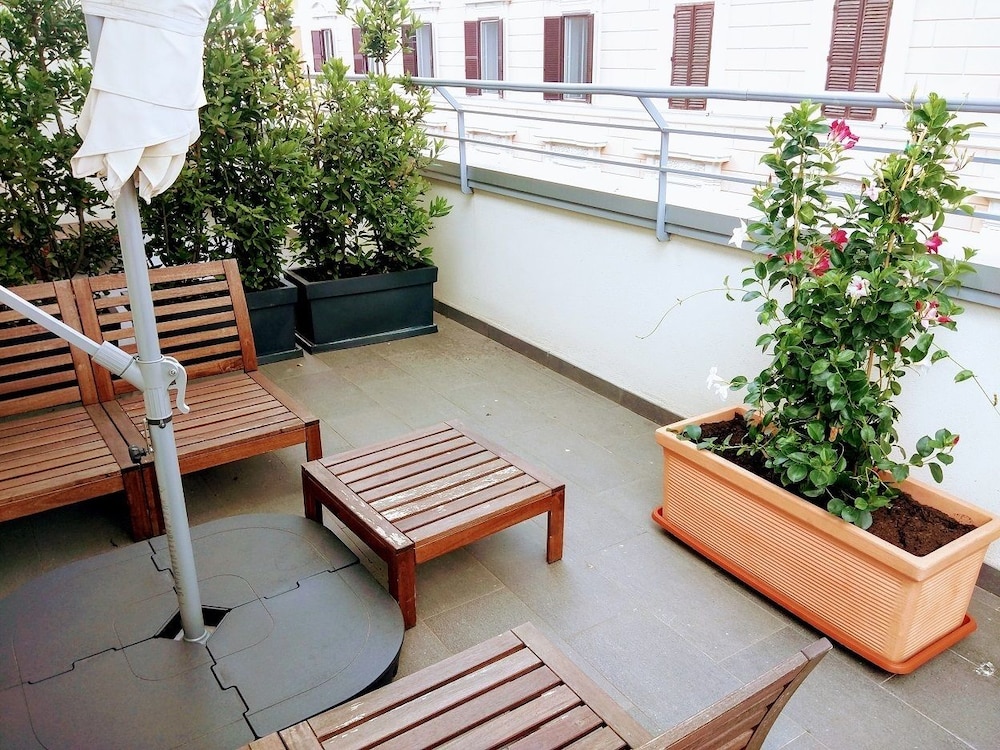 Hotel Domus Helena 5/55