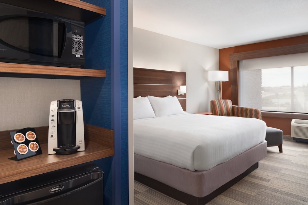 Holiday Inn Express And Suites Duluth North Miller Hill 21/59