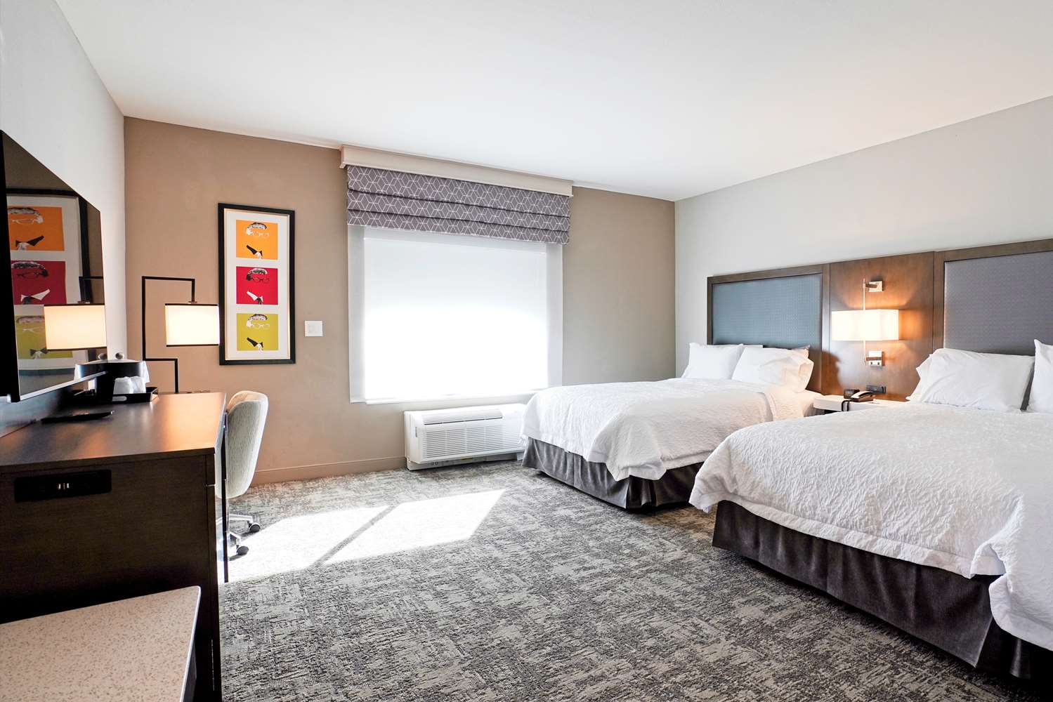 Room, 2 Queen Beds, Bathtub, Accessible