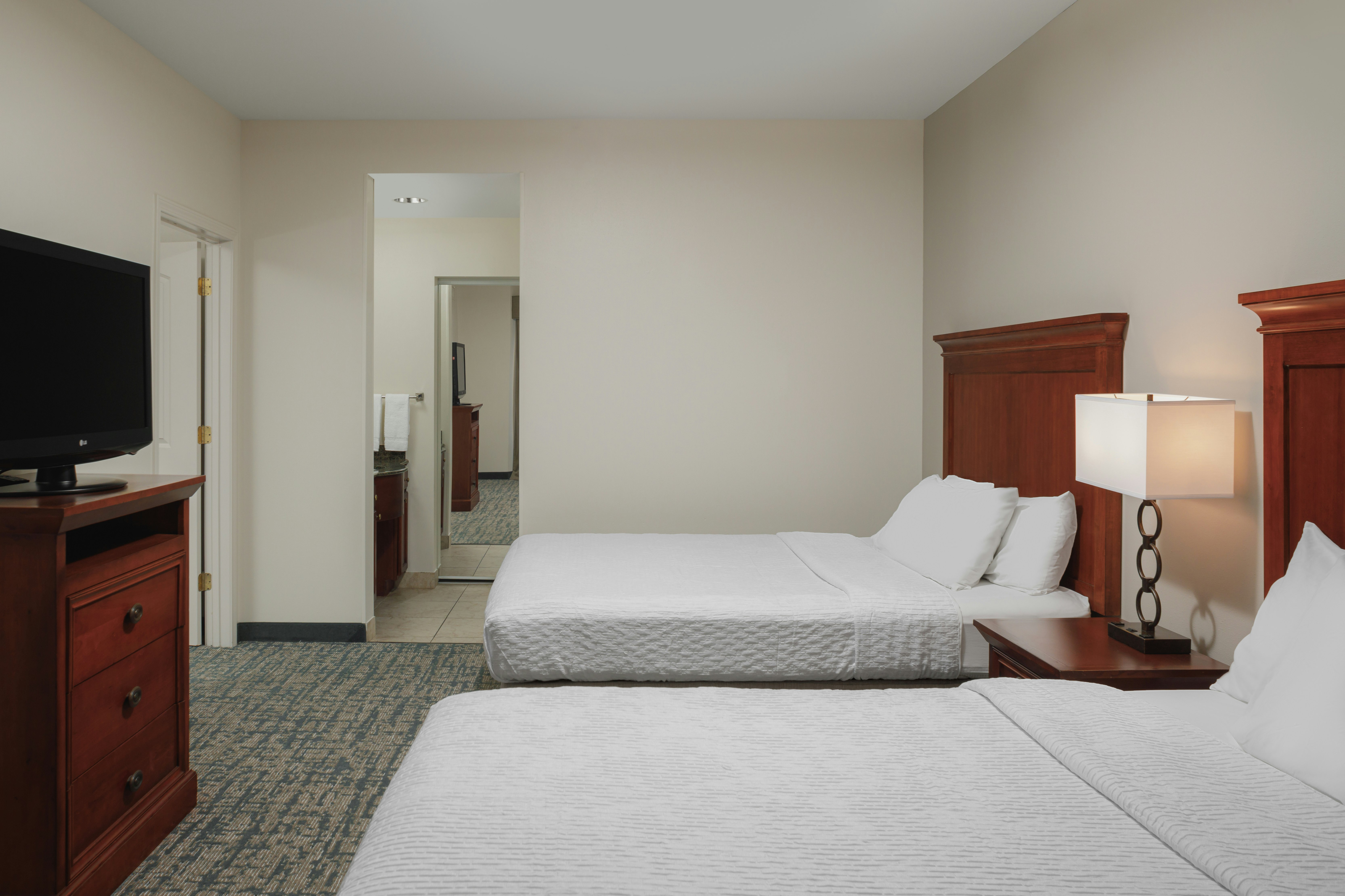 STUDIO, SUITE, QUEEN BED