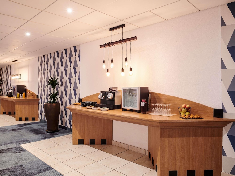 MERCURE RENNES CENTRE GARE 11/67