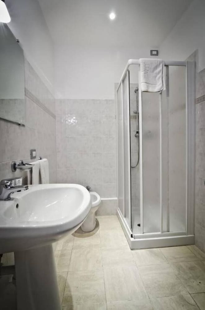 Via Palazzo Sanremo 31/32
