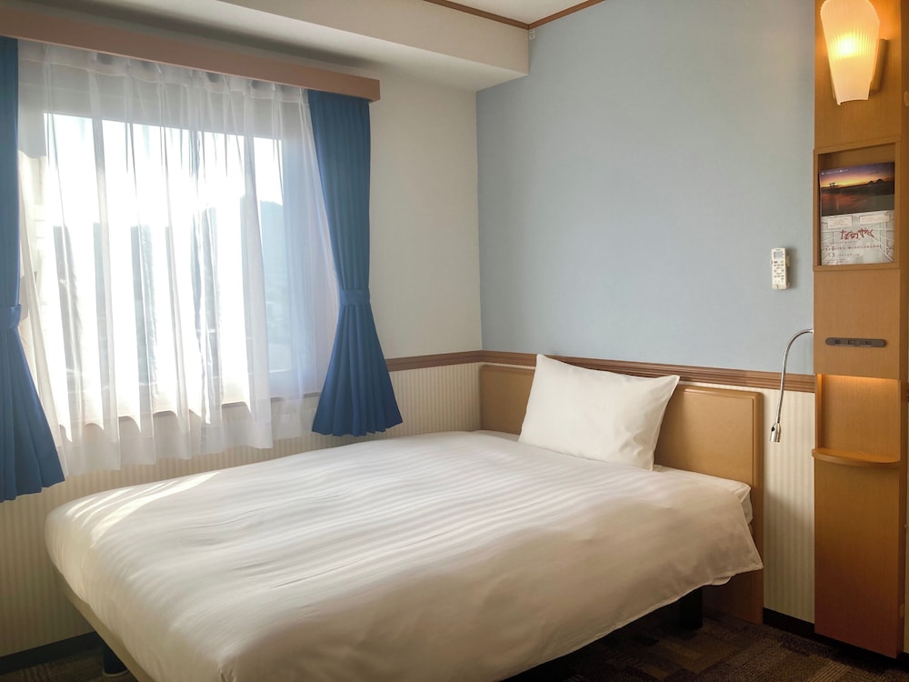 Basic, Single, Double Bed