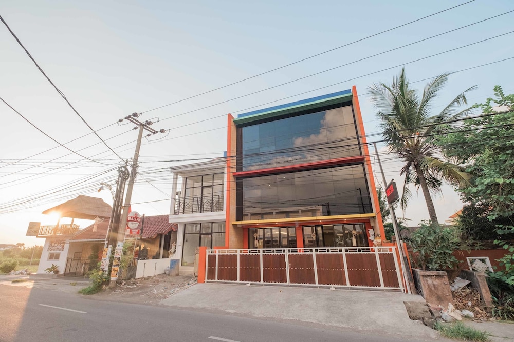 Caroline Guest House 5/50