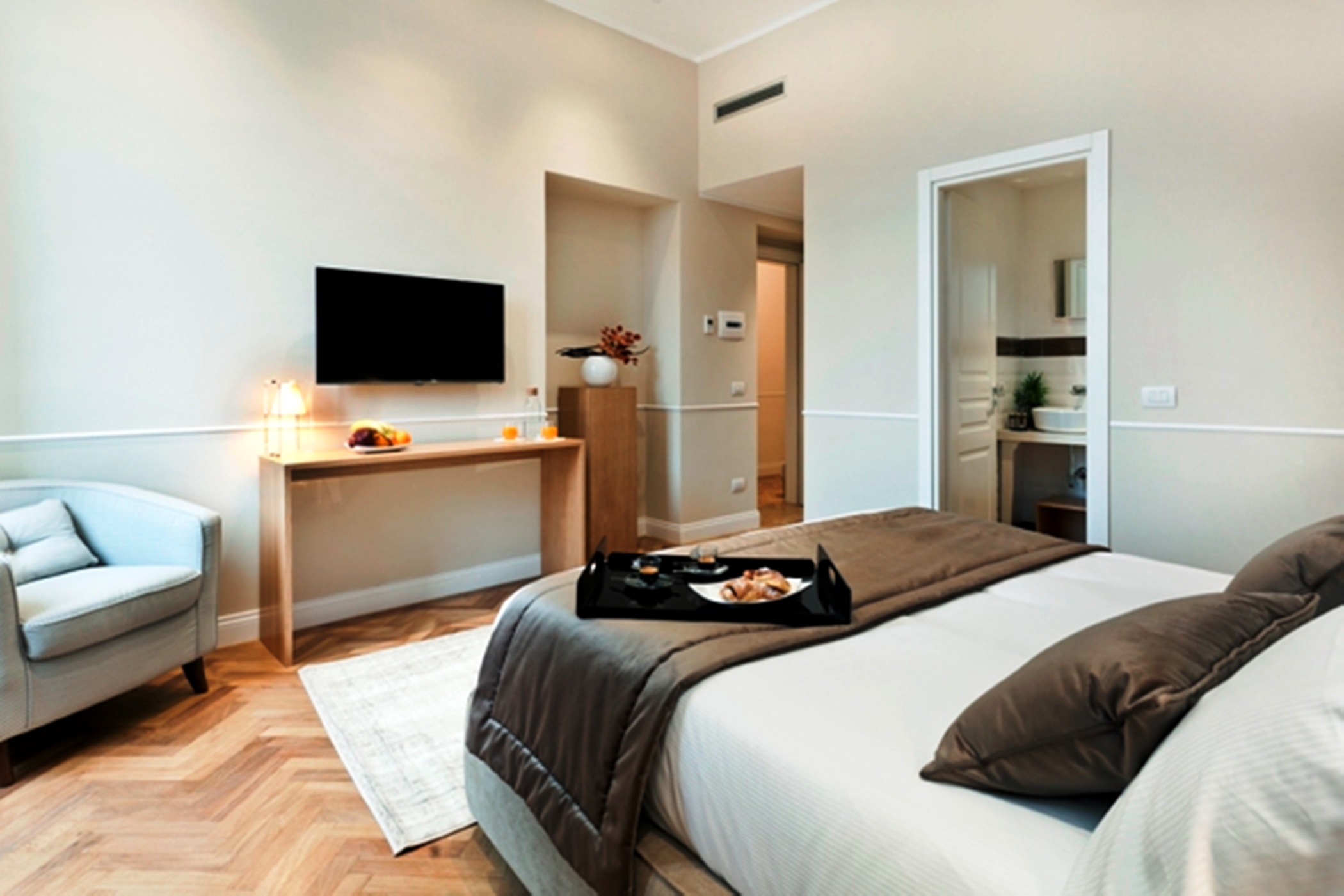 VANITY HOTEL 26/52
