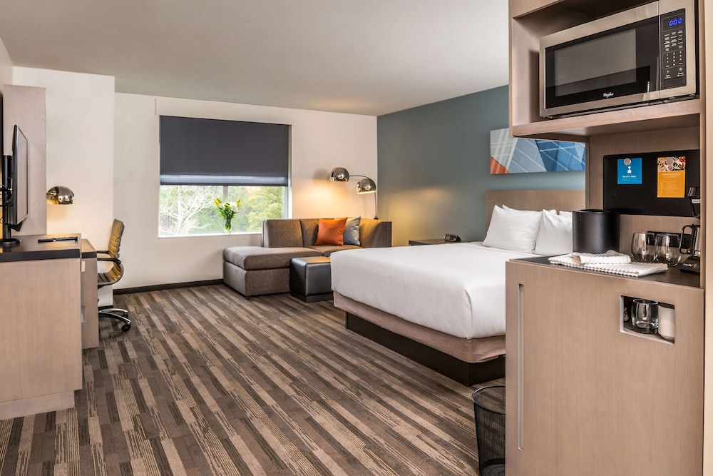 Hyatt House Raleigh/Rdu/Brier Creek 6/42