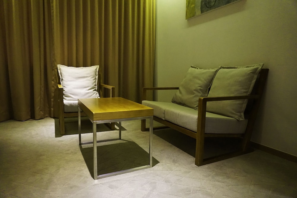 Astar Hotel 44/69