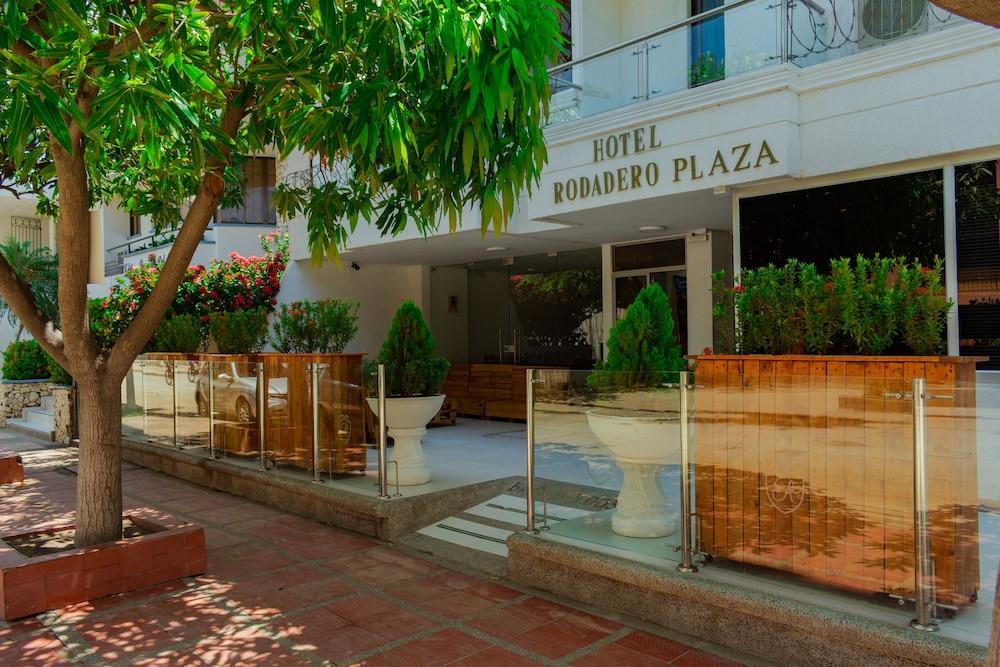 Hotel Rodadero Inn By GEH Suites in SANTA MARTA