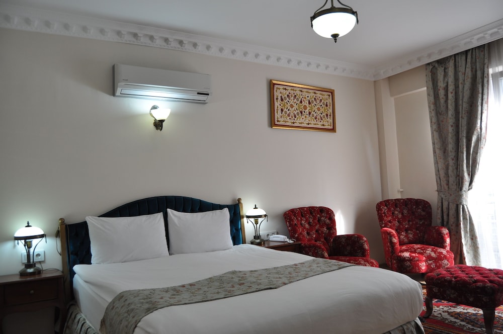 Basileus Hotel 17/79