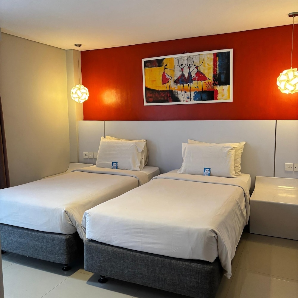 Kyriad Hotel Haka Makassar 10/23