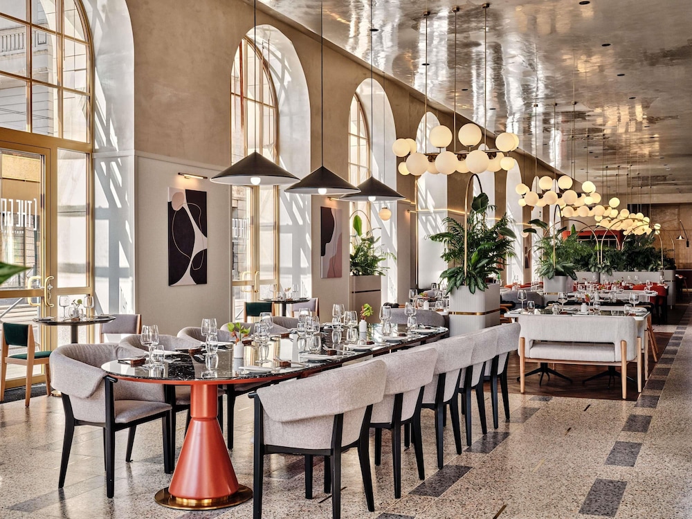 Movenpick Grand Hotel Wroclaw 46/60