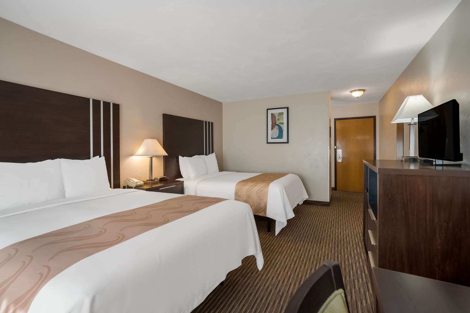 Quality Inn Richfield I-70 4/15