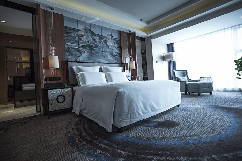 Universal Hotel Urumqi 11/33