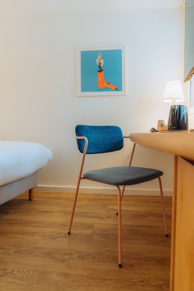 Hollywood Hotel Cannes 30/41