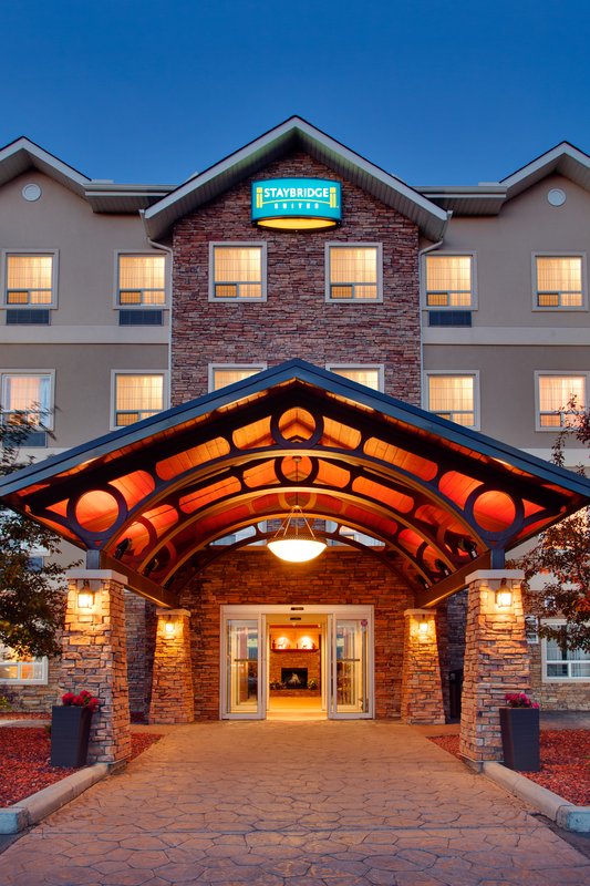 Staybridge Suites Hotel Calgary Airport 1/74