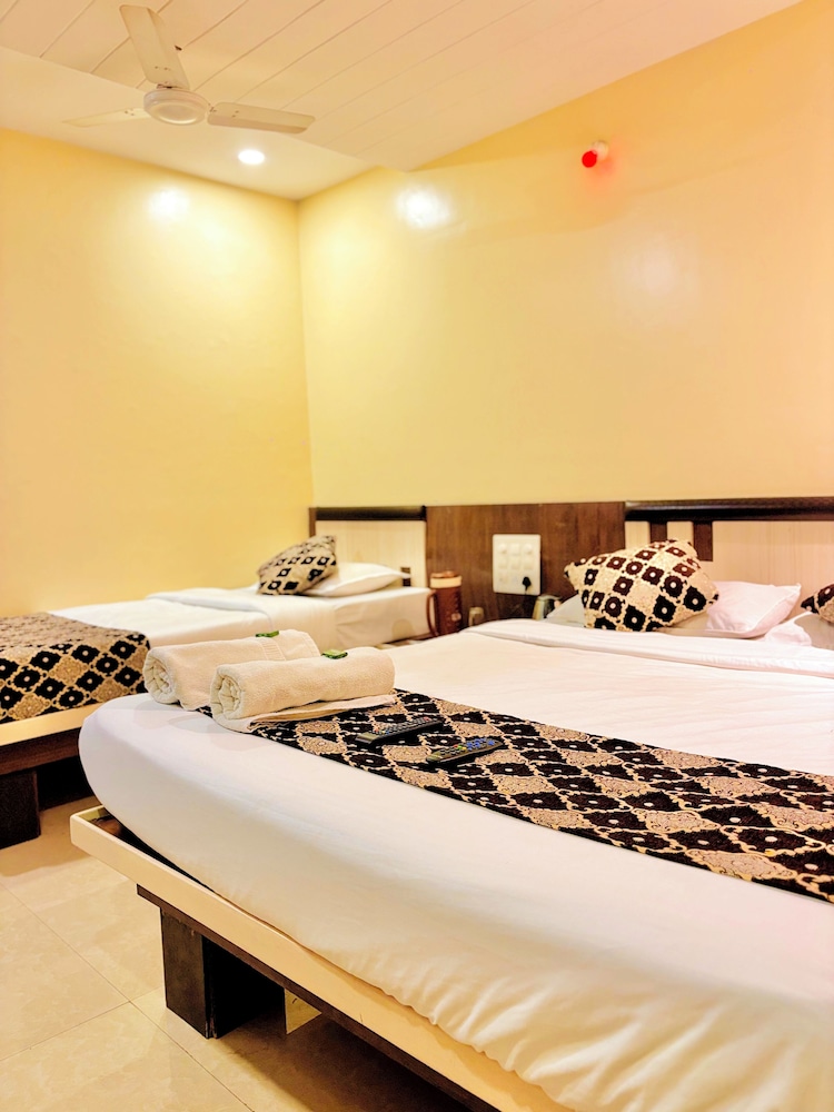 Hotel Sai Balaji 9/21