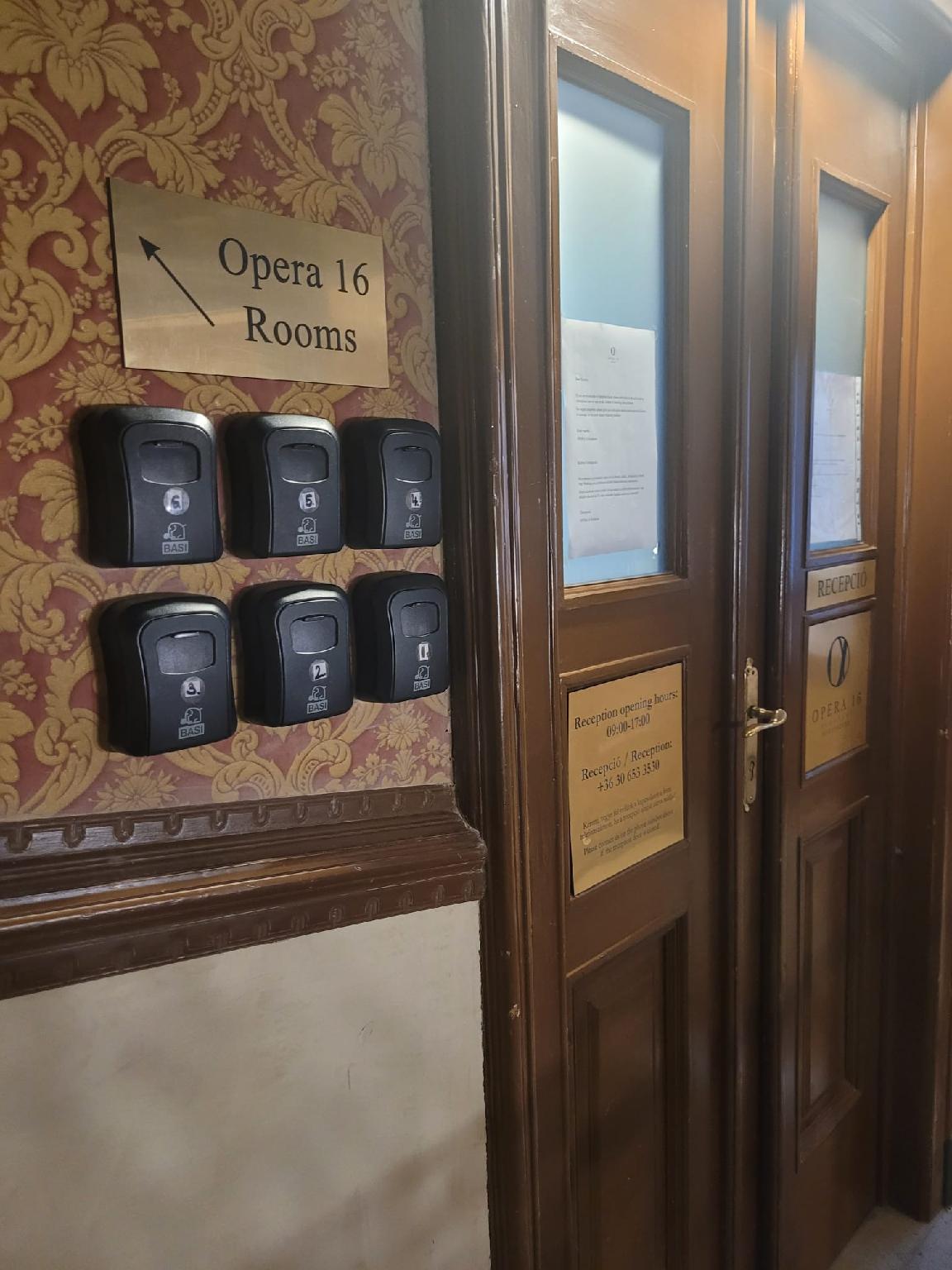 OPERA16 Guestrooms 21/37