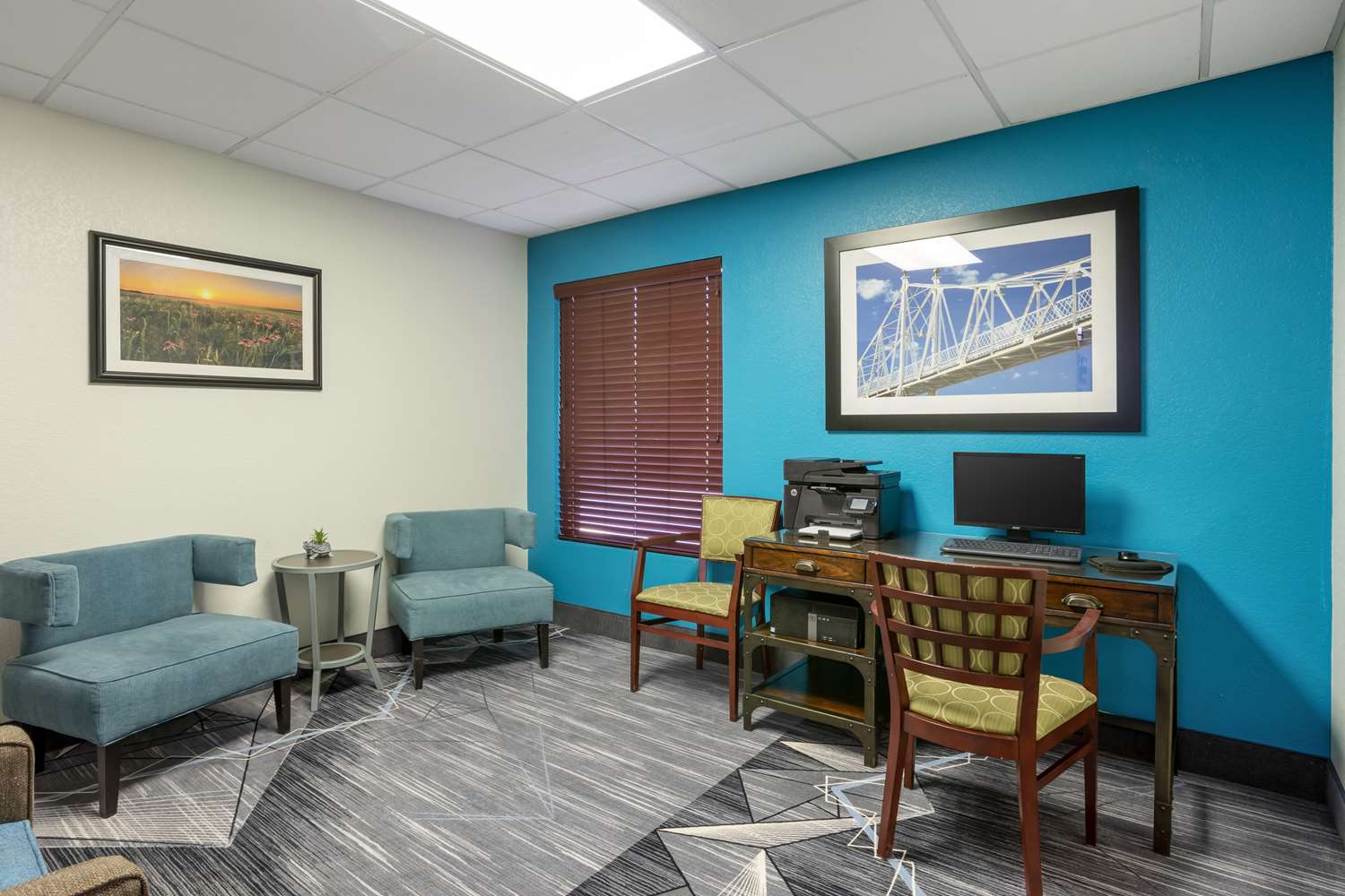 Best Western Plus Springfield Airport Inn 21/39