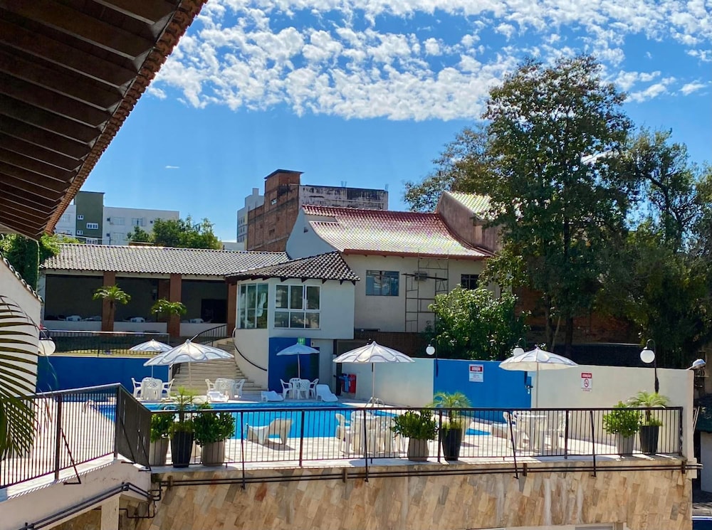 San Rafael Hotel 10/86