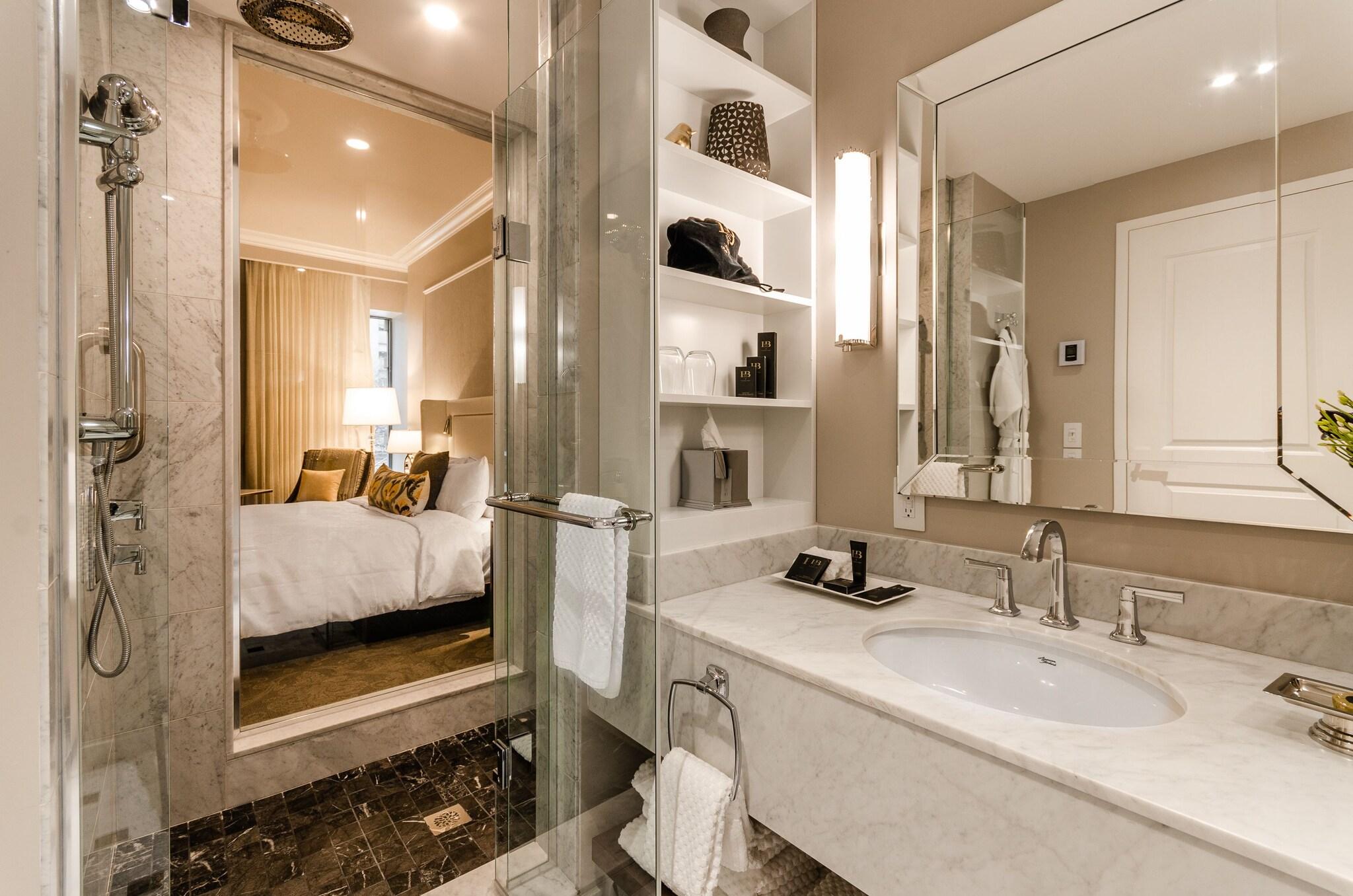 غرفة كلاسيكية بسرير مزدوج بإطلالة على المدينة، Hotel Birks Montreal 4/5