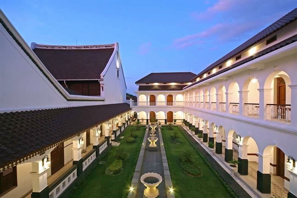 Daroessalam Hotel 43/49