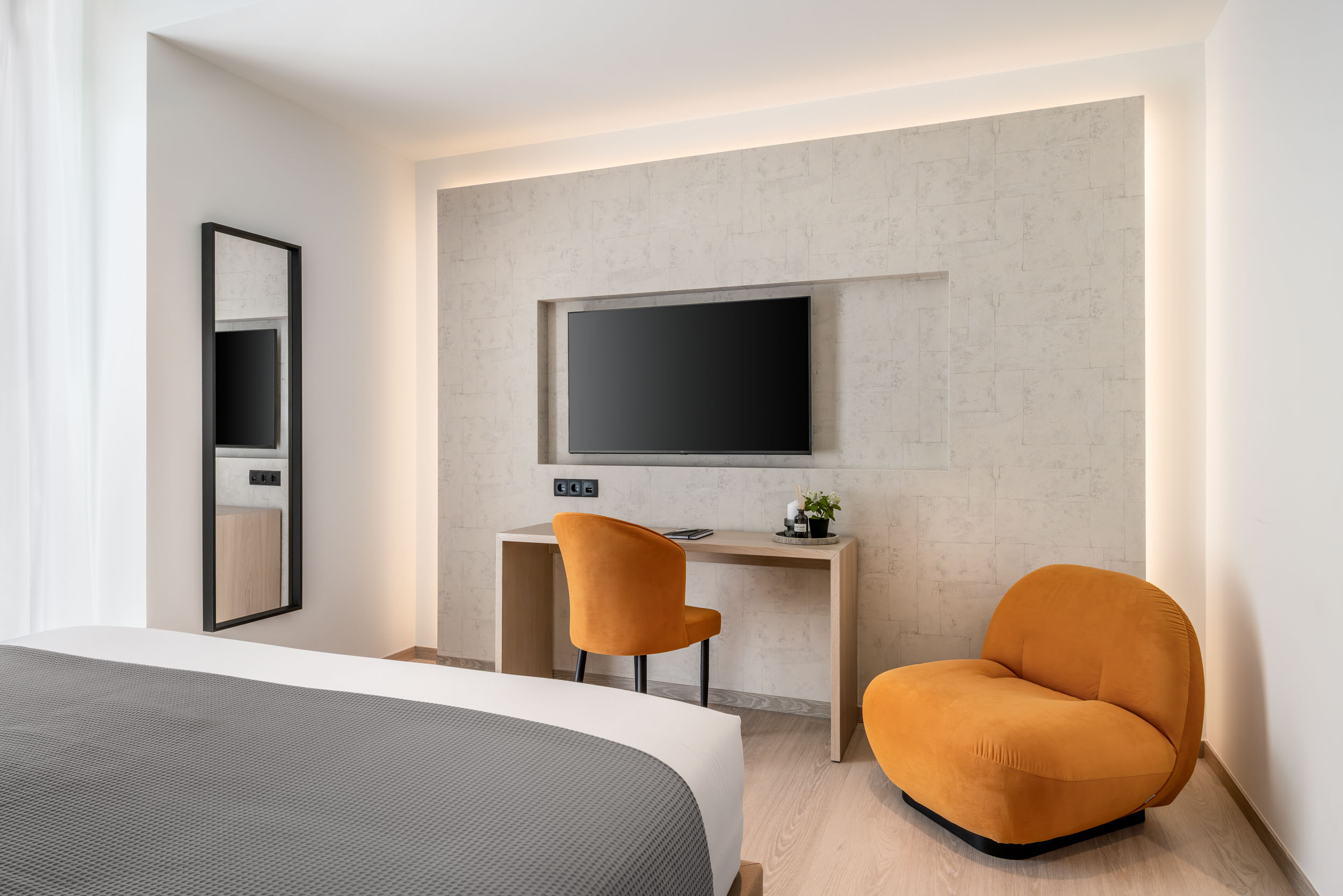 Classic, King Bed, Terrace