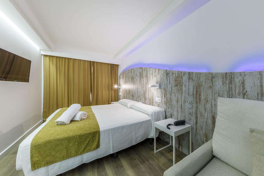 WelikeHotel Triton beach 33/48