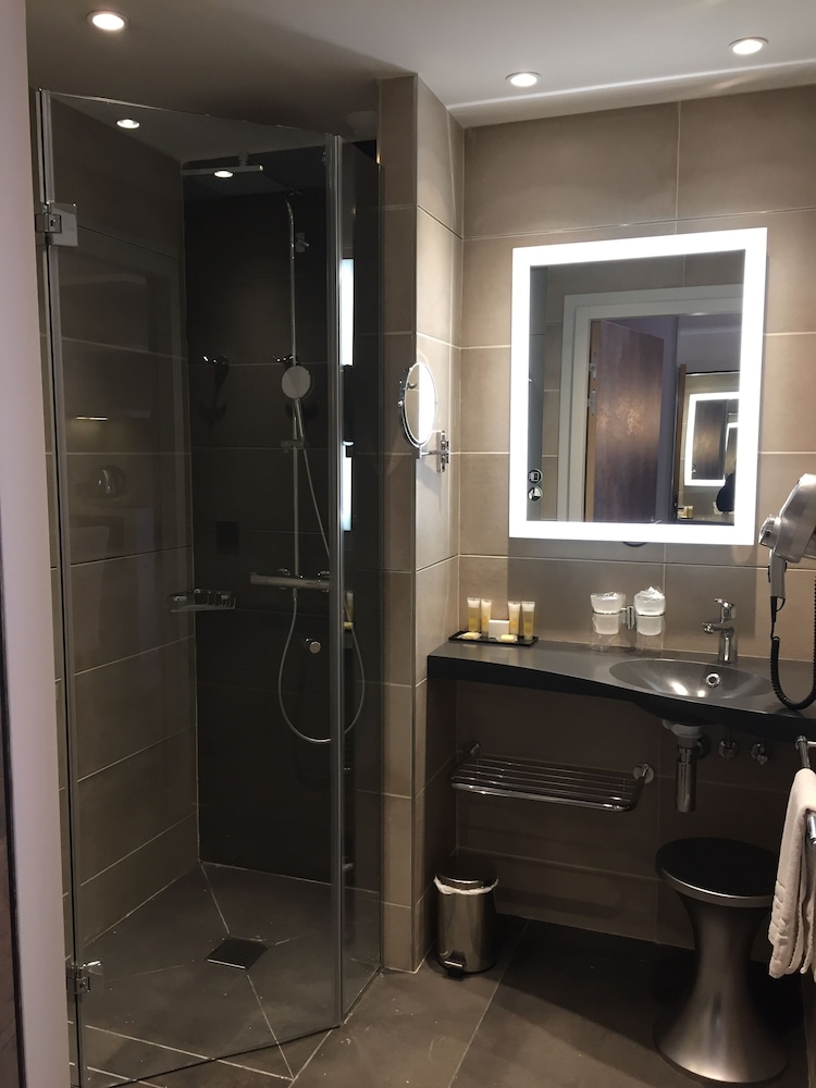 Le Saint Paul Hotel 50/50