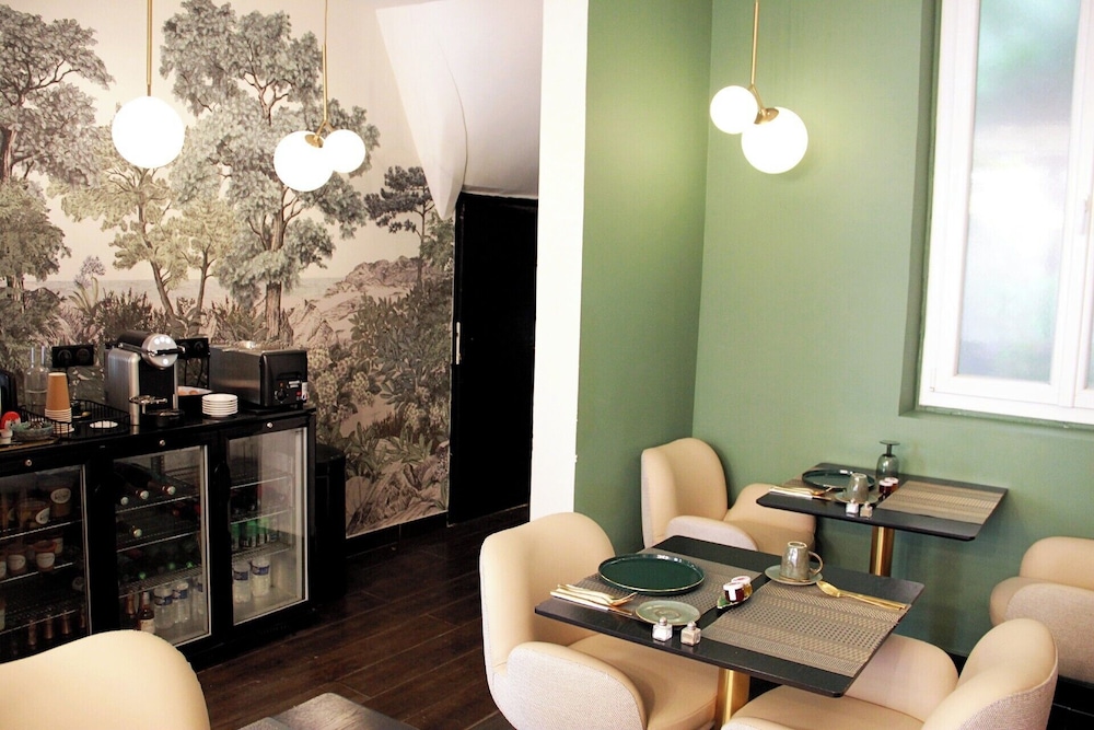 Avalon Cosy Hotel Paris Gare du Nord 46/50