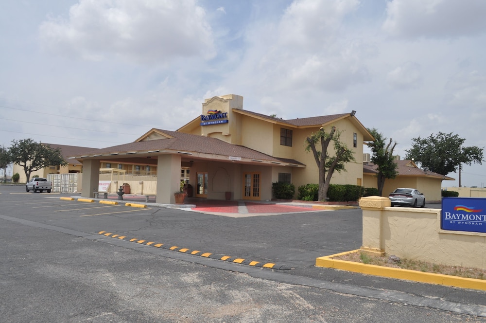 Baymont by Wyndham Fort Stockton 48/52