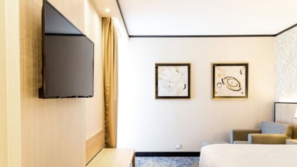 Holiday Inn Rosario 64/80
