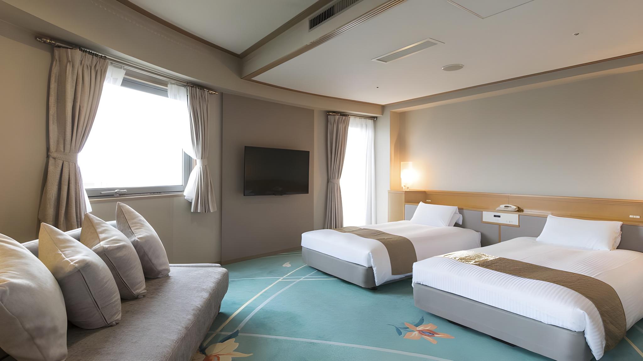Suite, Corner