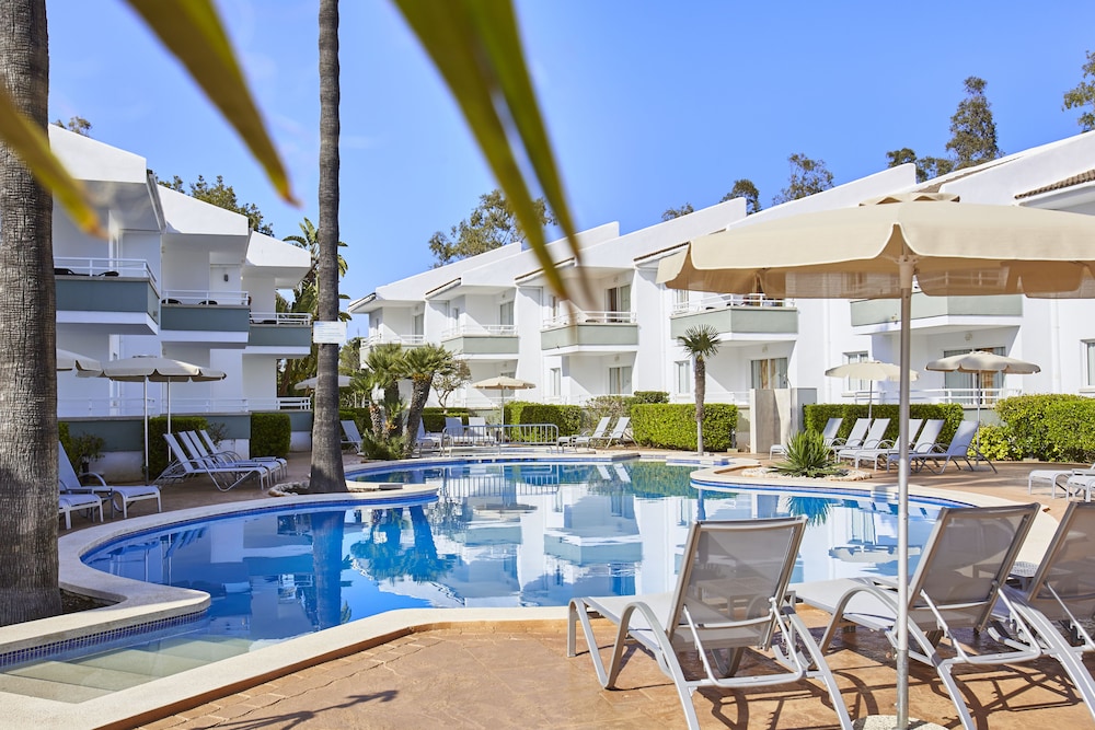 Universal Aparthotel Elisa in MURO - MAJORCA
