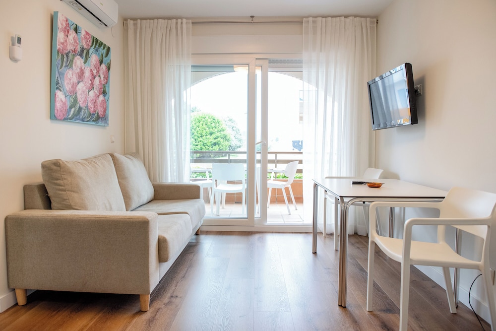 Suaces Apartamentos Turirticos 24/50