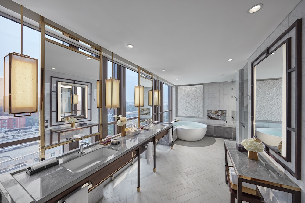 Mandarin Oriental Wangfujing Beijing 16/74