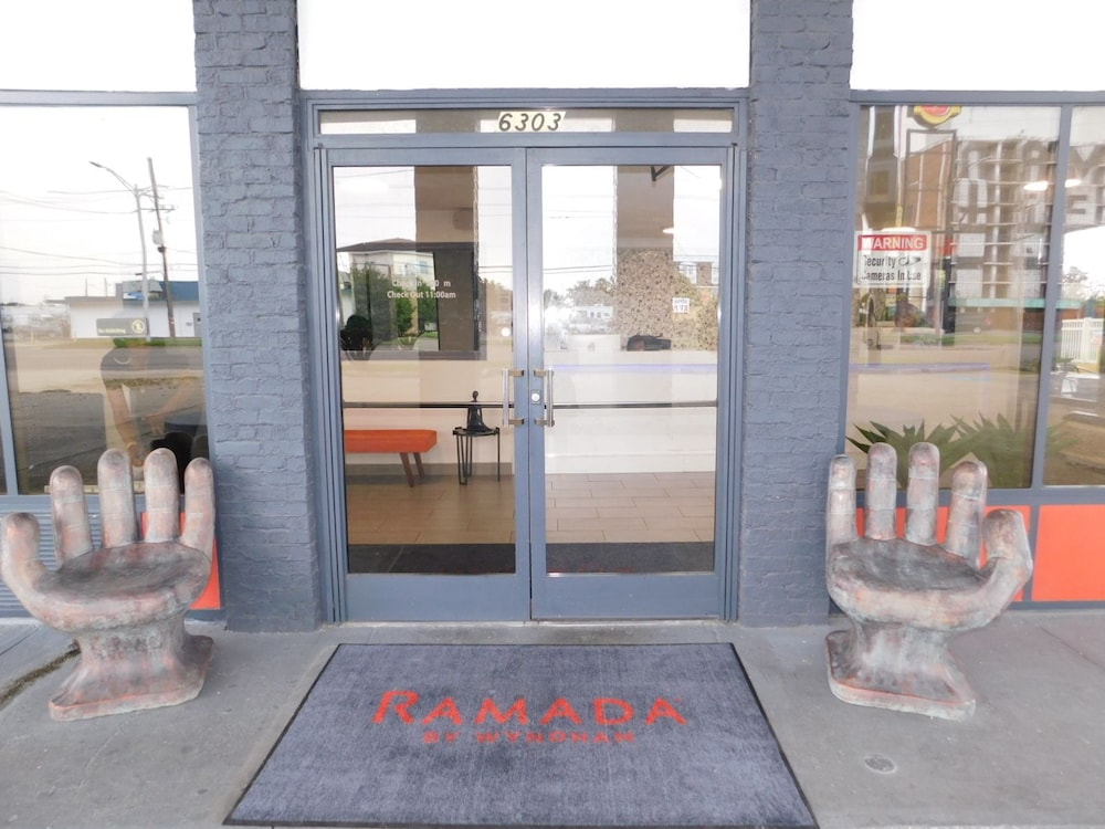 Ramada by Wyndham New Orleans image
