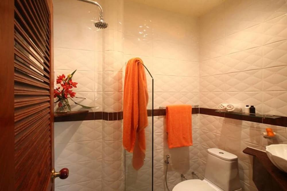 7 Br Sea Front Koh Phangan 36/37