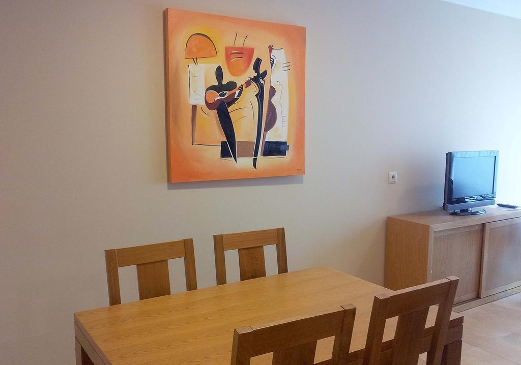 APARTAMENTOS MARSIL 16/26