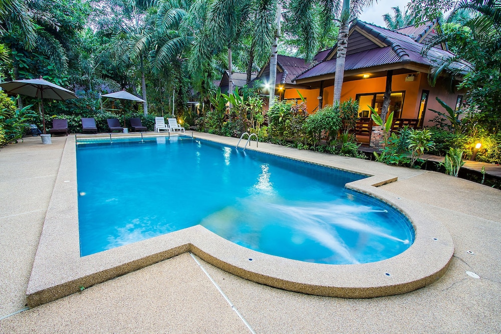 Sunda Resort 37/39