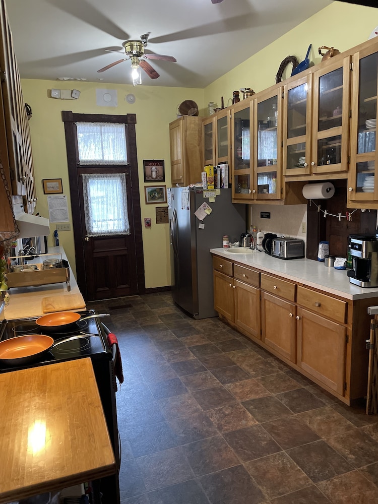 Grand Gables Inn Bed & Breakfast 9/38